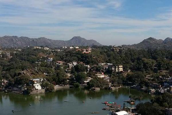 Elegant Udaipur  With Mount Abu Tour Package 